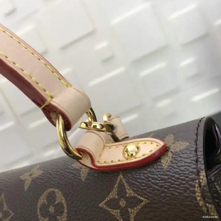 Fashionrep 19T1L0227 LV Bags 0523